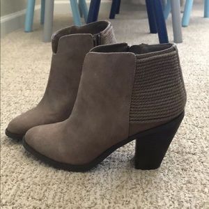 Carlos Santana Everett bootie